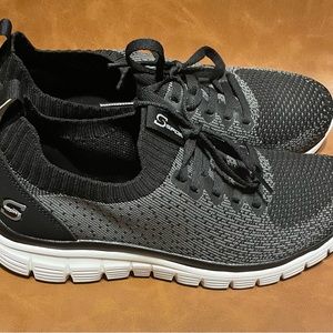 Skechers S Sport Memory Foam size 8